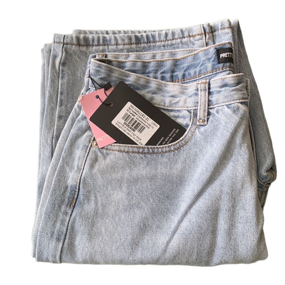 Light Blue Wash High Waist Straight Leg Jeans Perttylittlething NWT SIZ…